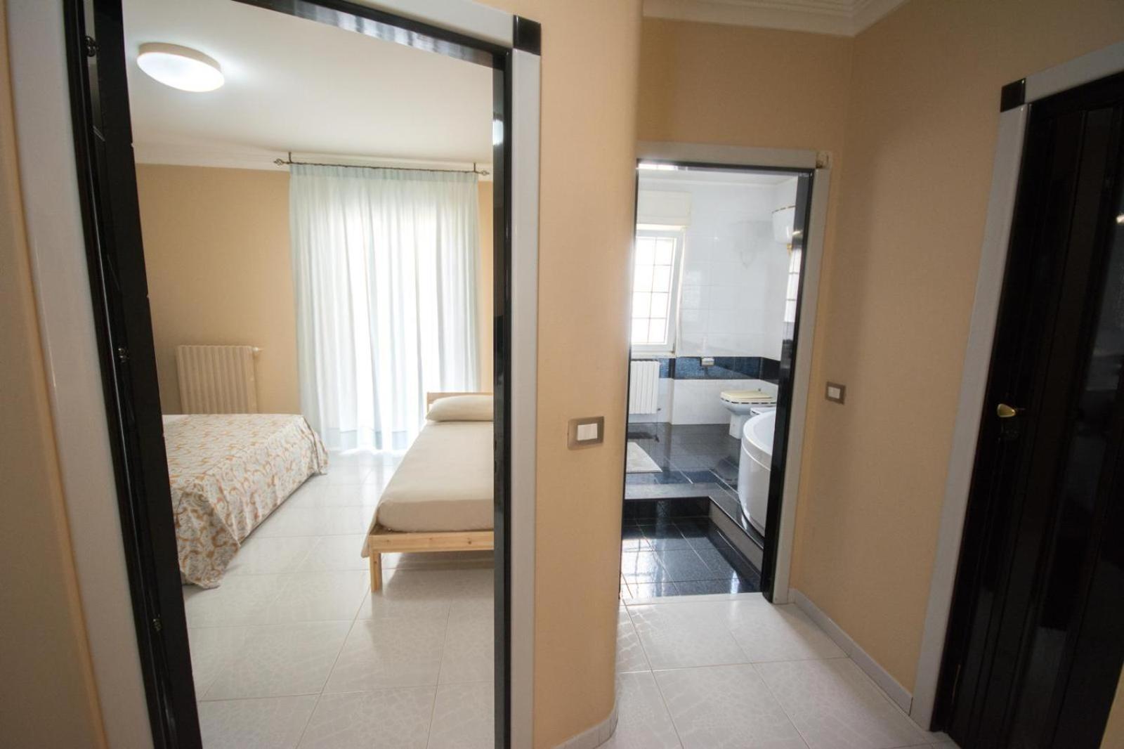 Al Vecchio Fontanile Bed & Breakfast เลซีนา ภายนอก รูปภาพ