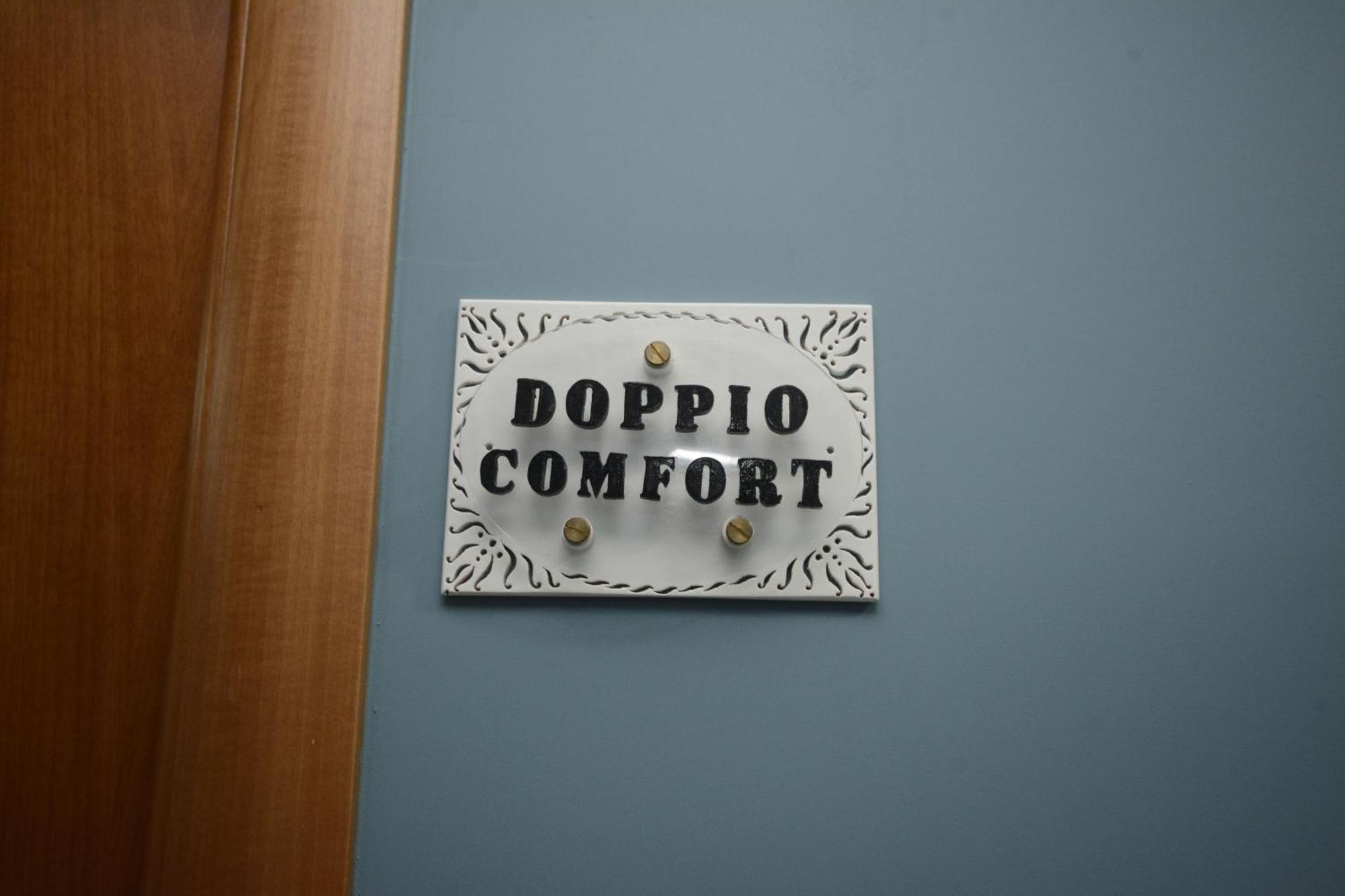 Al Vecchio Fontanile Bed & Breakfast เลซีนา ภายนอก รูปภาพ