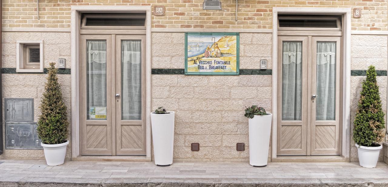 Al Vecchio Fontanile Bed & Breakfast เลซีนา ภายนอก รูปภาพ