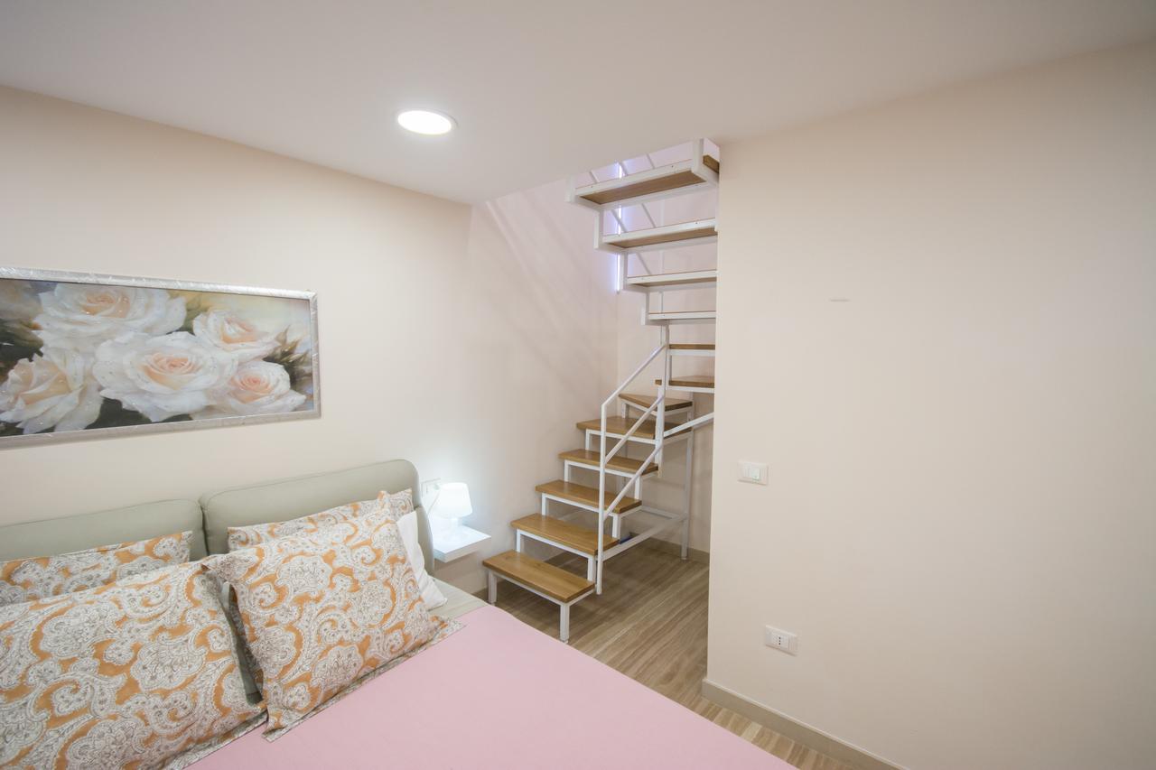 Al Vecchio Fontanile Bed & Breakfast เลซีนา ภายนอก รูปภาพ